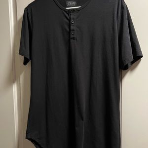 Cuts Henley curved hem